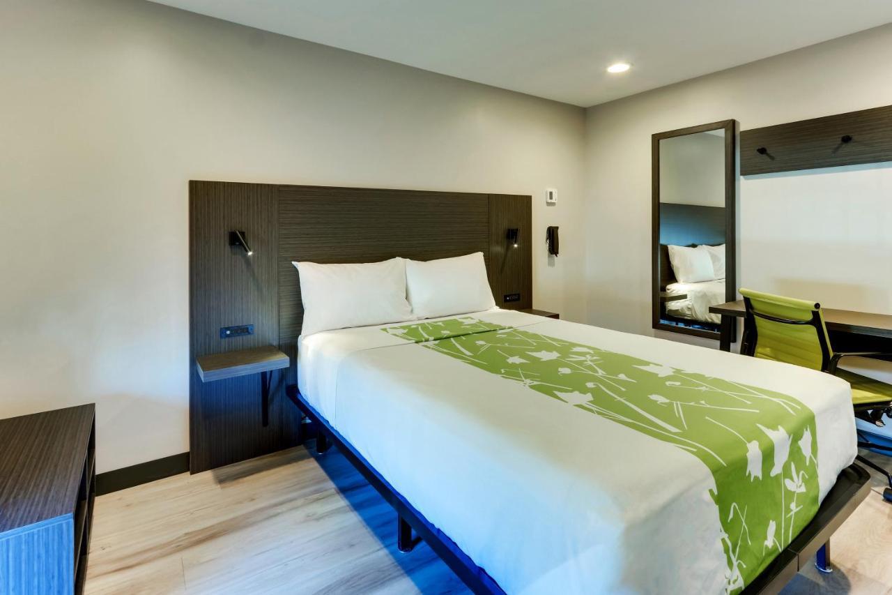 The Shamrock Hotell Cicero Exteriör bild